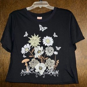 🌻”Enjoy the Little Things” Cropped Shirt🌻